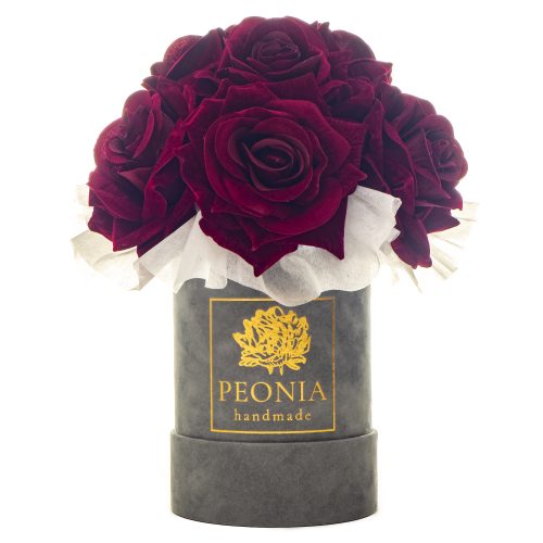 Flower box z aksamitnych róż pudełko welur