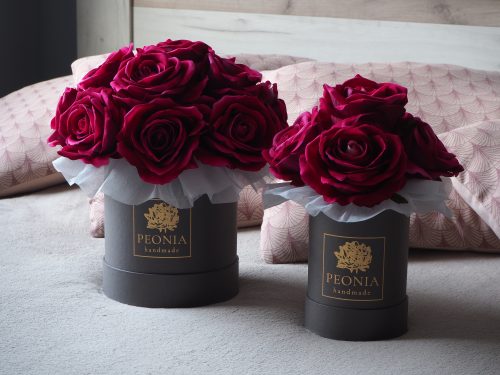 Flower box sztuczne róże aksamitne