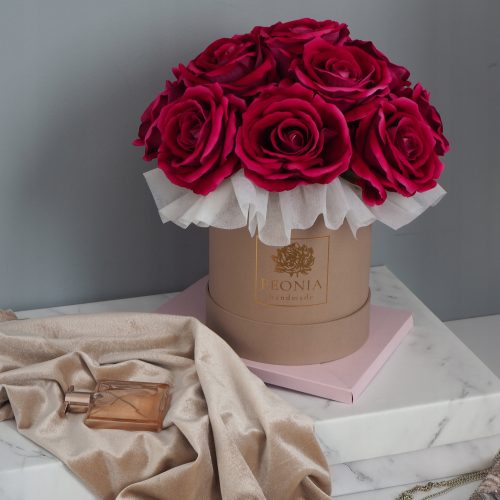 Duży flower box róże aksamitne